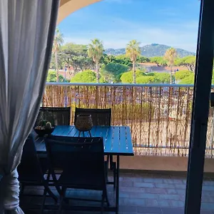 https://hyeres-port-bel-appartement.fr-provencehotel.com